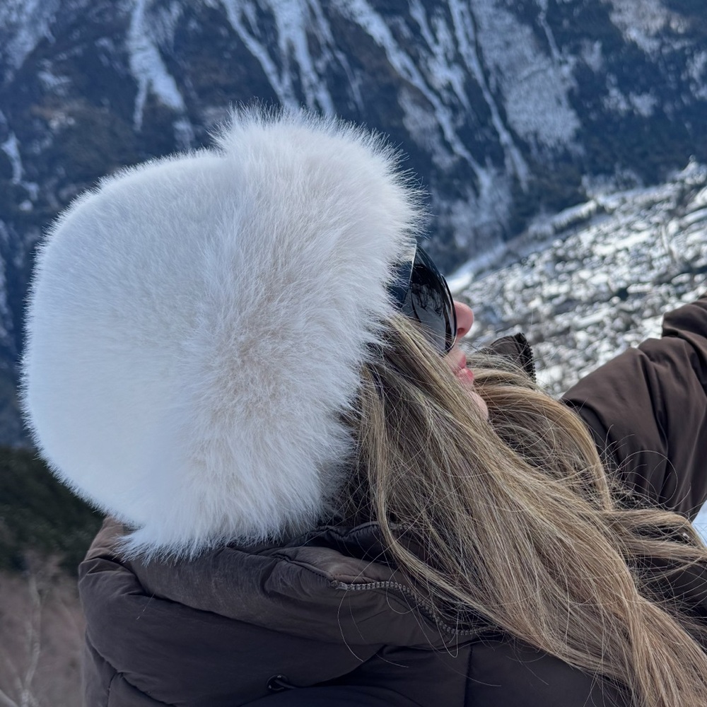 Faux fur women hat dense and great quality size S/M